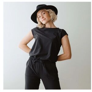 Albion Fit black jumpsuit XS good condition